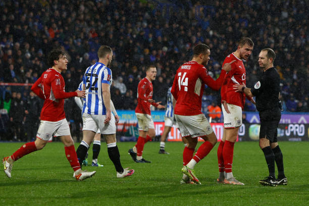 应对潜在危 应对潜在危