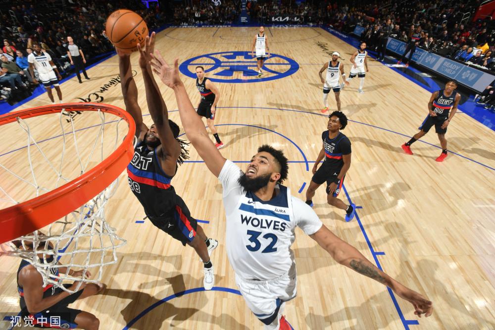 而质疑者则 而质疑者则